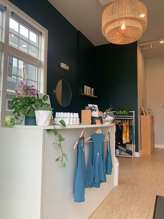 MindBody Yoga + Barre Picture 1