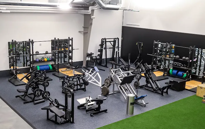 Bousquet Sport Fitness and Athletic Club Picture 5
