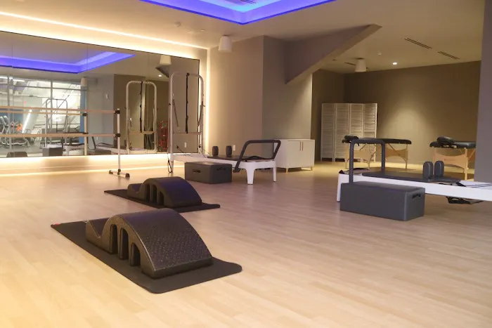 Bousquet Sport Fitness and Athletic Club Picture 4