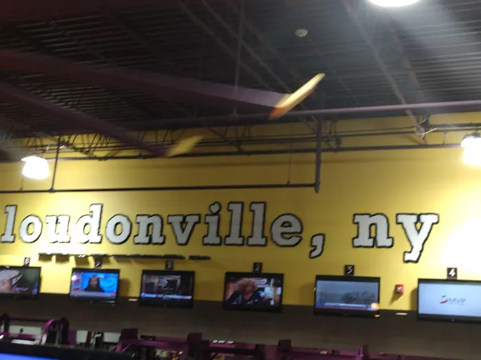 Planet Fitness Picture 10