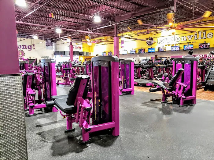 Planet Fitness Picture 6