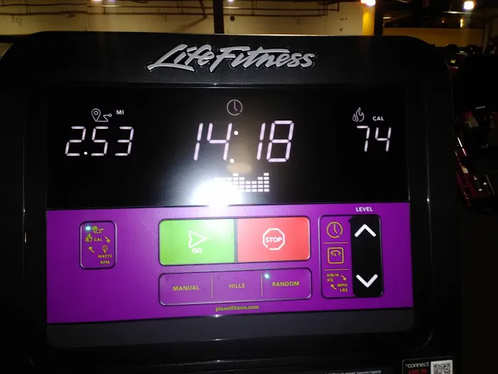 Planet Fitness Picture 1