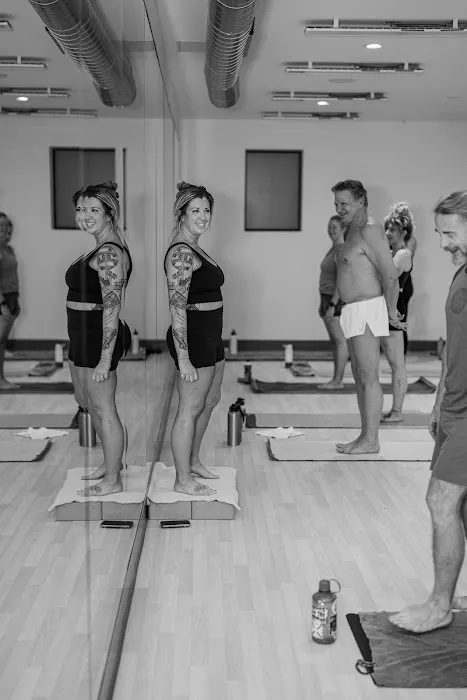 Helios Hot Yoga Picture 4