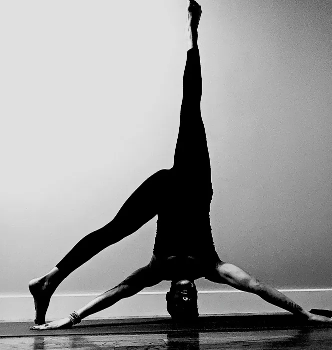Adirondack yoga Laura Picture 1