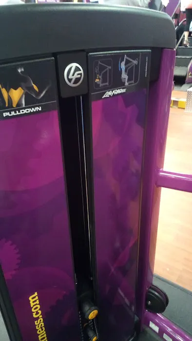 Planet Fitness Picture 4