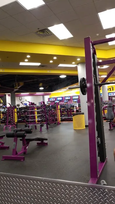 Planet Fitness Picture 7