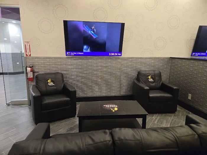Planet Fitness Picture 3