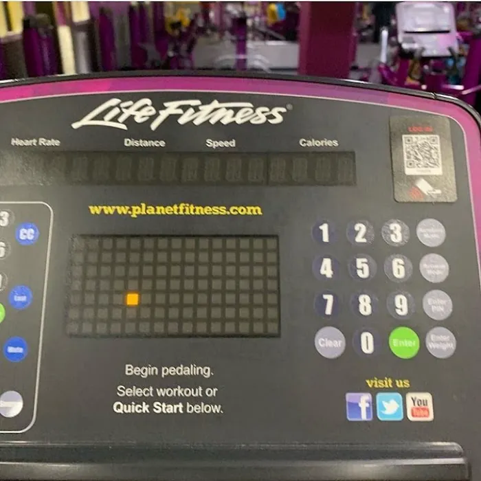 Planet Fitness Picture 1