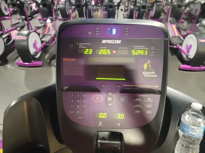 Planet Fitness Picture 2