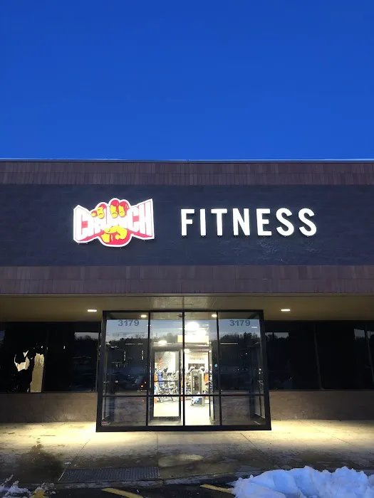 Crunch Fitness - Dewitt Picture 2
