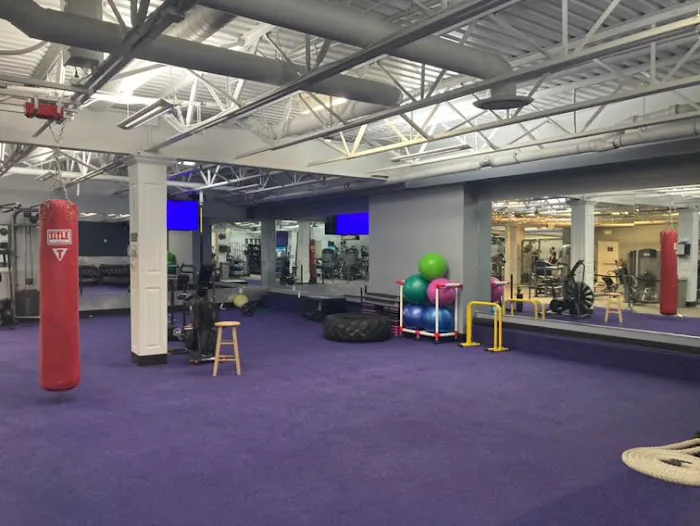 Anytime Fitness Picture 10