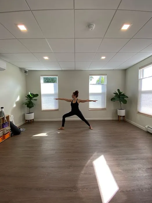Present Wisdom Yoga Picture 4
