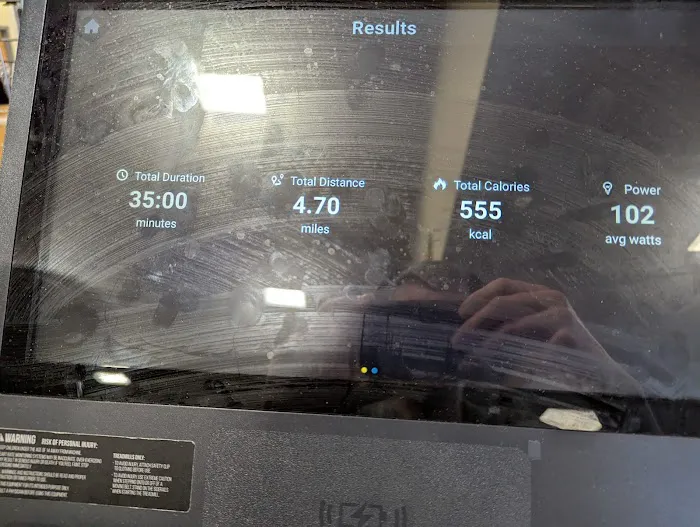 Retro Fitness Picture 10