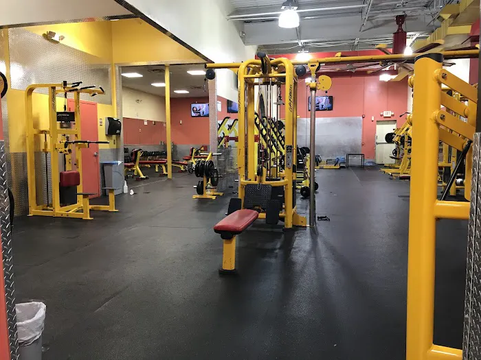Retro Fitness Picture 8