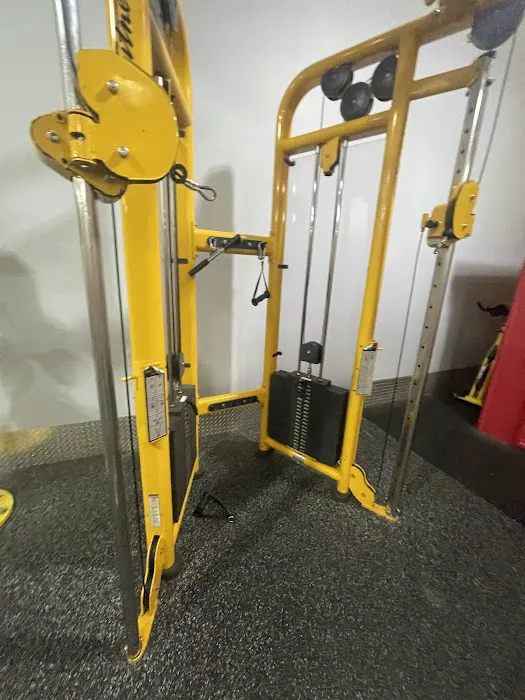 Retro Fitness Picture 9