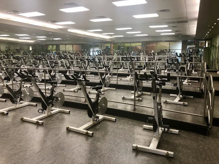 LA Fitness Picture 5