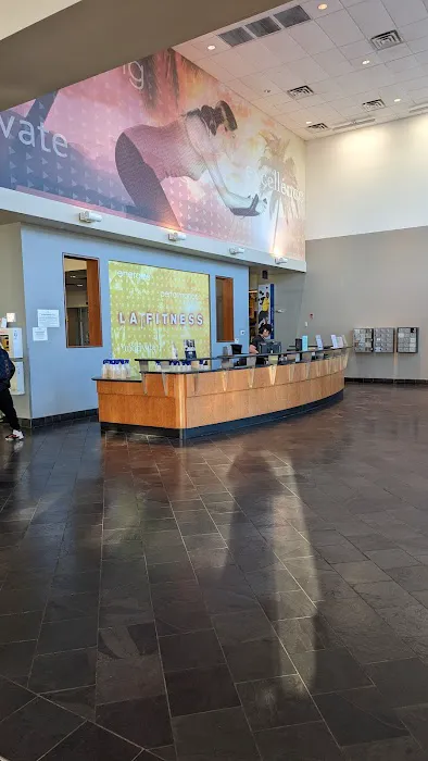 LA Fitness Picture 10