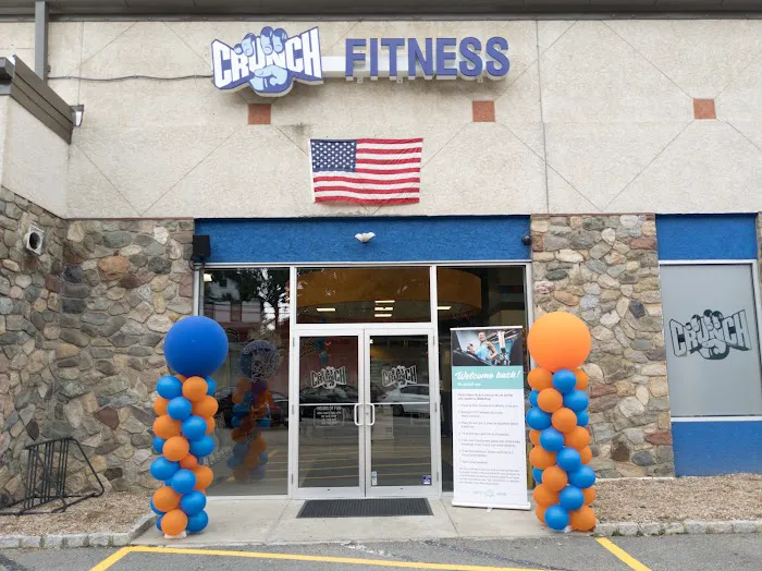 Crunch Fitness - Paramus Picture 5