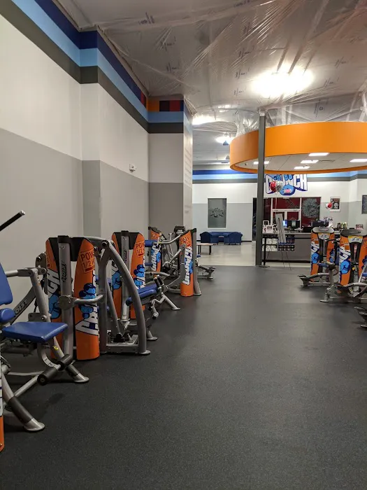 Crunch Fitness - Paramus Picture 3