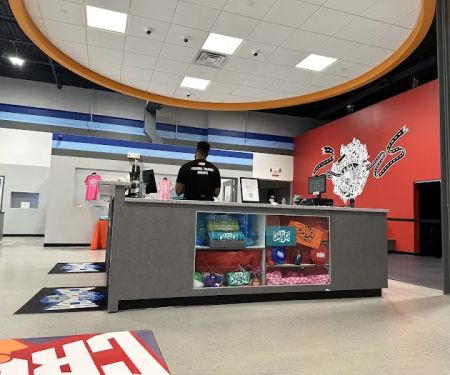 Crunch Fitness - Paramus