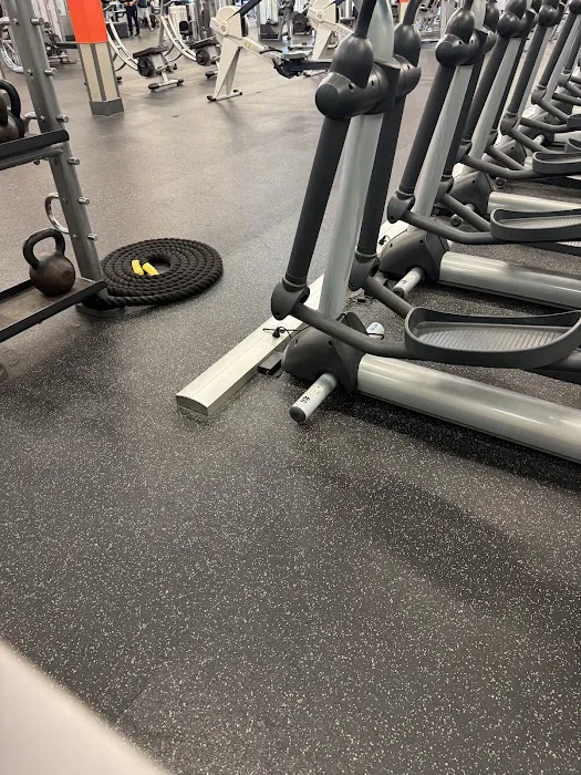 Blink Fitness Lodi Picture 2