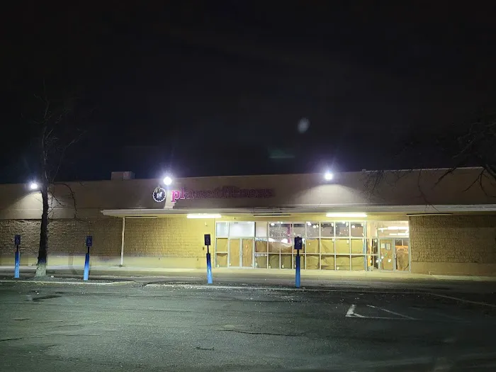 Planet Fitness Picture 1