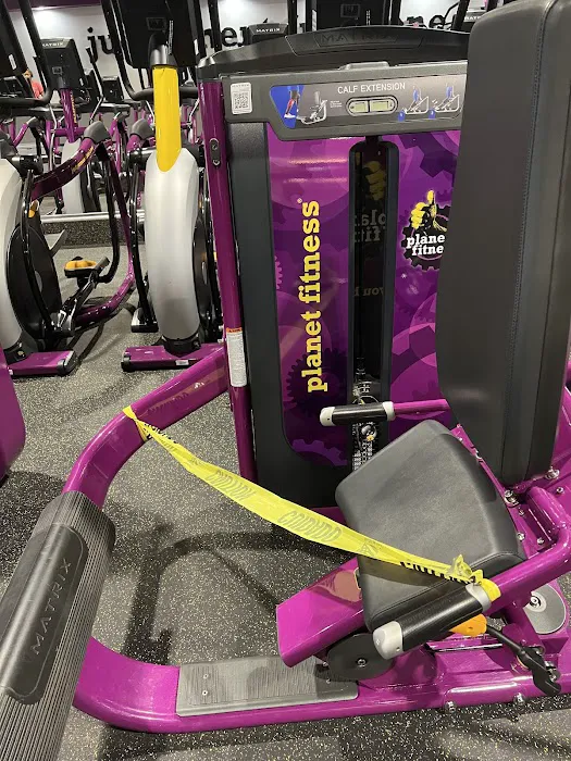 Planet Fitness Picture 8