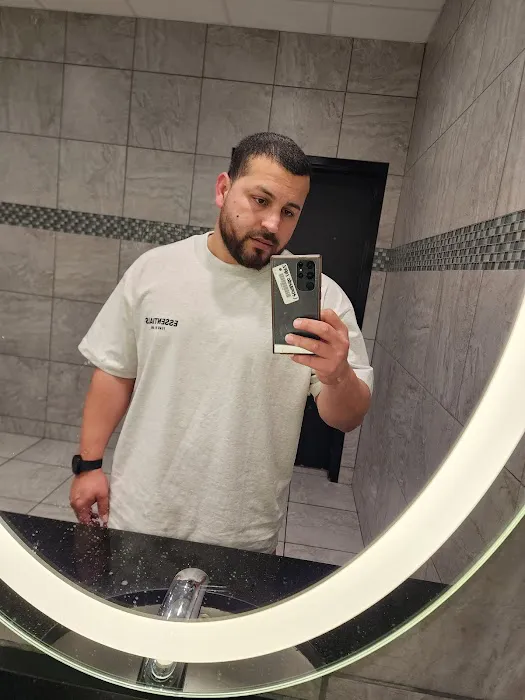 Planet Fitness Picture 5