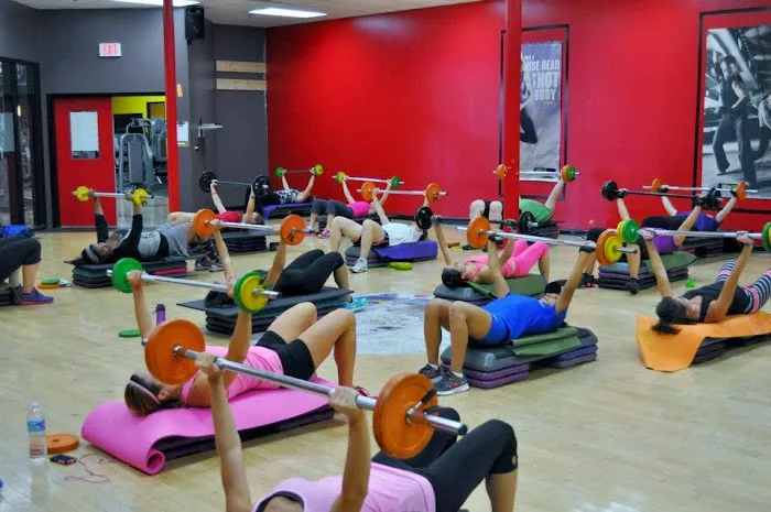 Gold's Gym Picture 4
