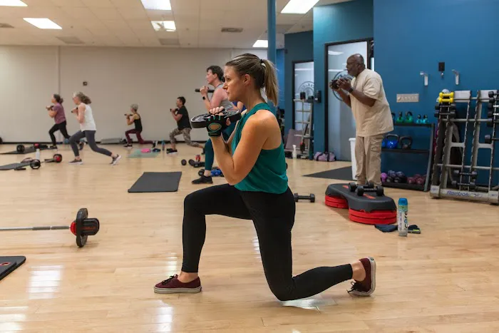 Gold's Gym Picture 5