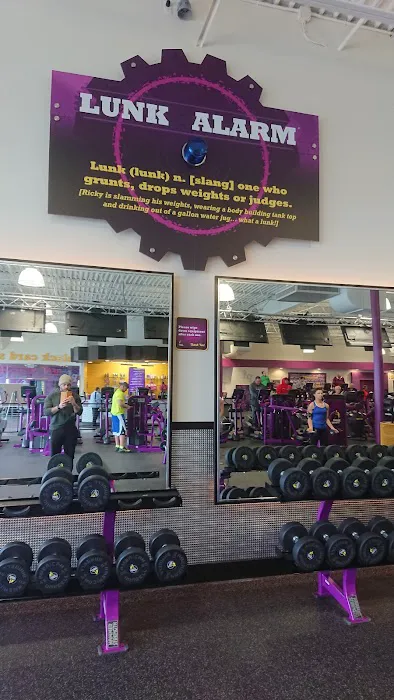 Planet Fitness Picture 10