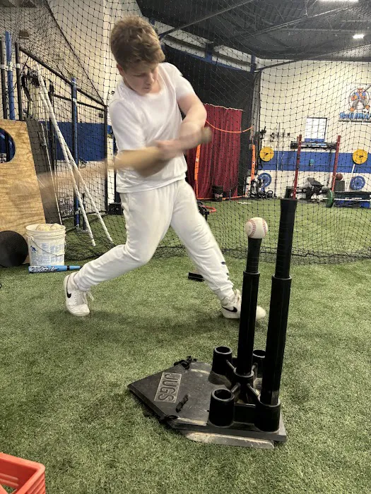 Ball OWL'T Sports Training Facility Picture 8