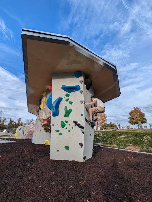 Boyce Bouldering Park Picture 8