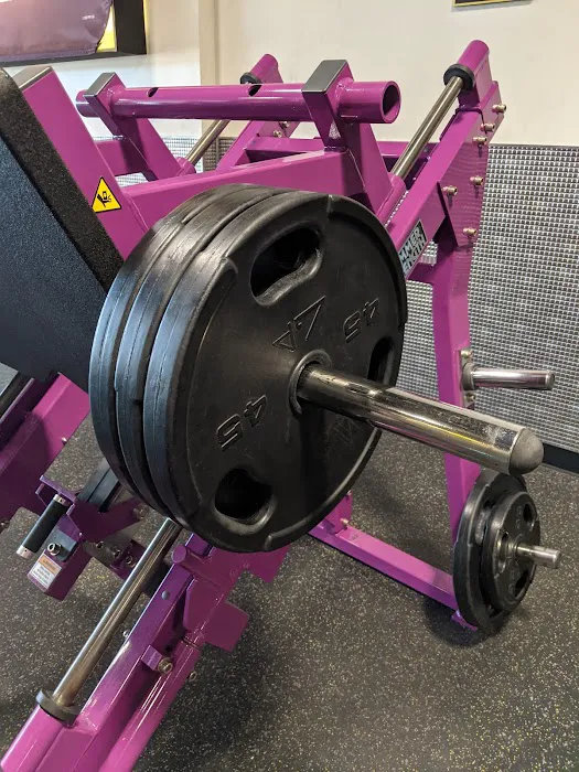 Planet Fitness Picture 9