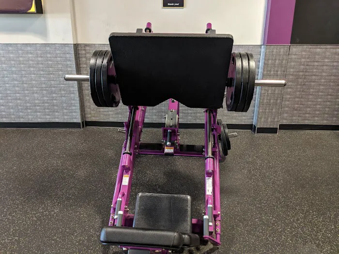 Planet Fitness Picture 8