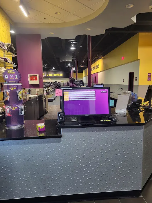 Planet Fitness Picture 7