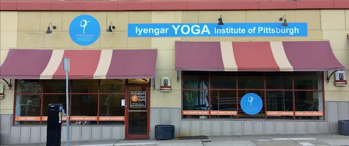 Iyengar Yoga Institute of Pittsburgh Picture 2