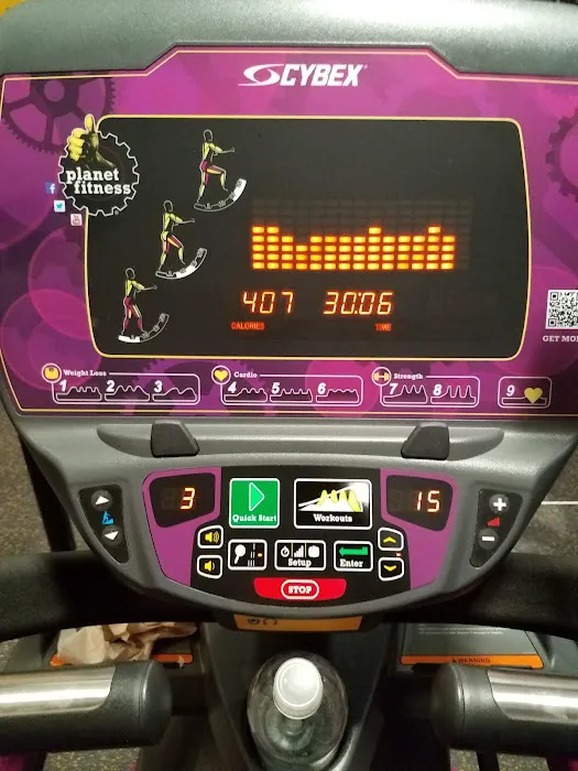 Planet Fitness Picture 6