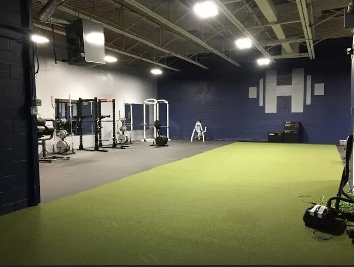 Hirt Locker LLC Picture 3