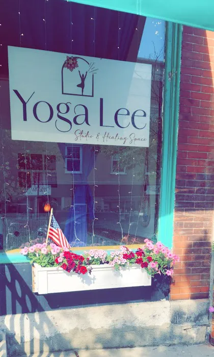 Yoga Lee Picture 4