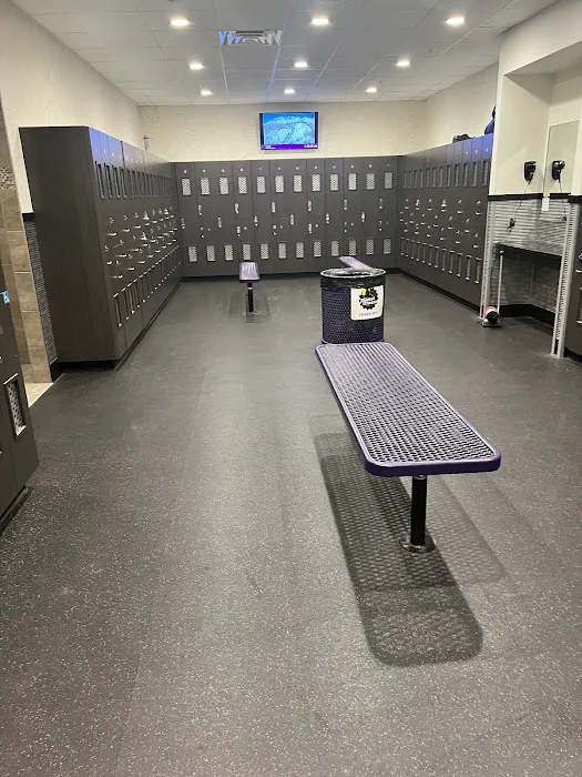 Planet Fitness Picture 9
