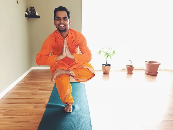 Indian Yoga Alliance Yoga & Ayurveda Massage Studio Picture 10