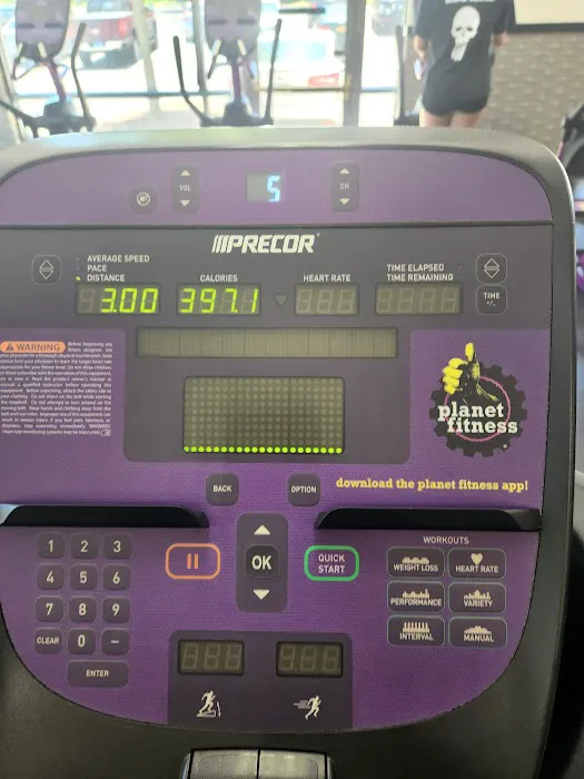 Planet Fitness Picture 2