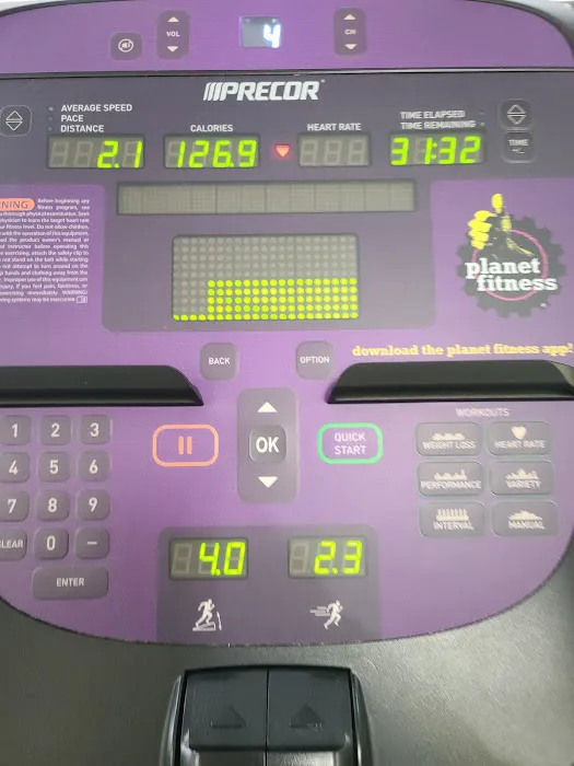 Planet Fitness Picture 9