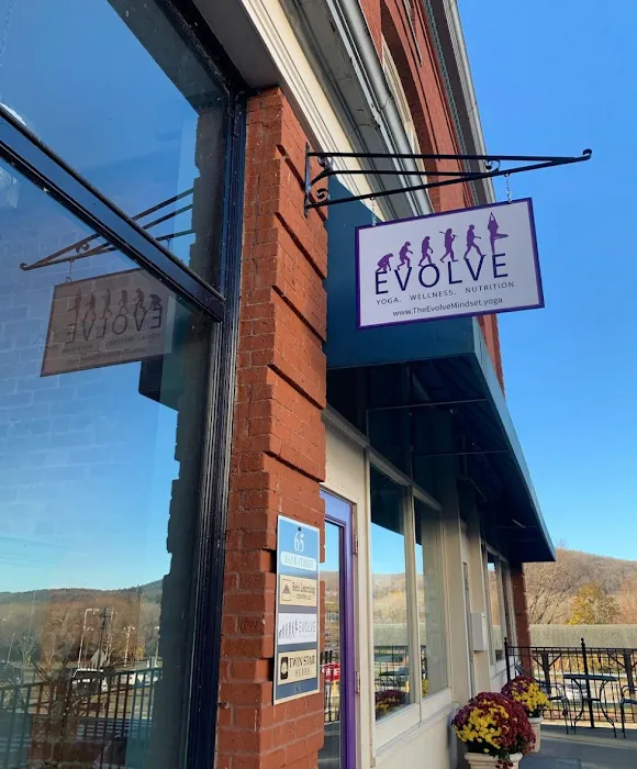 EVOLVE Yoga Wellness Nutrition Picture 10