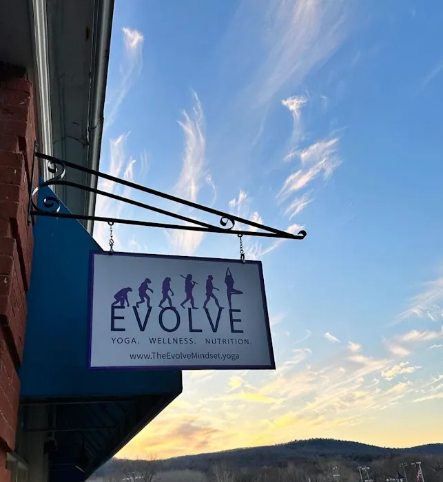 EVOLVE Yoga Wellness Nutrition Picture 6