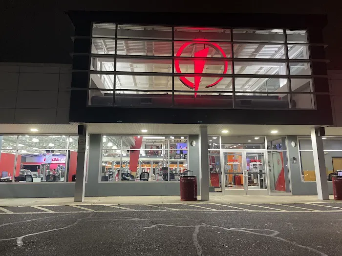 The Edge Fitness Clubs Picture 2