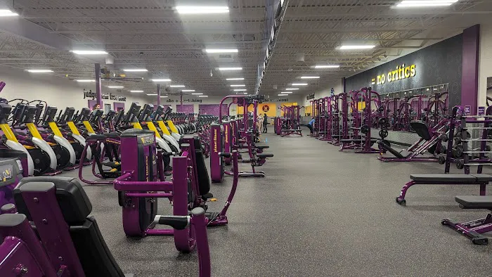 Planet Fitness Picture 4