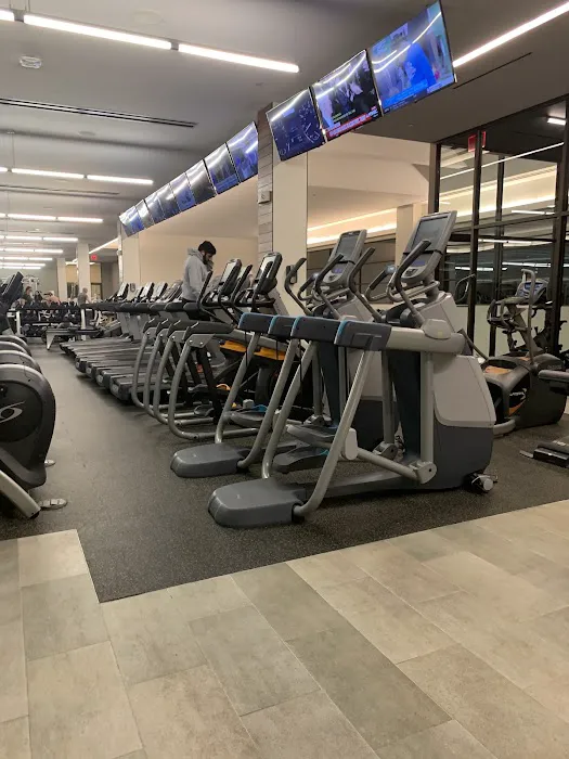 Equinox Paramus Picture 3