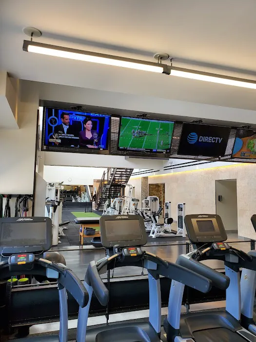 Equinox Paramus Picture 6
